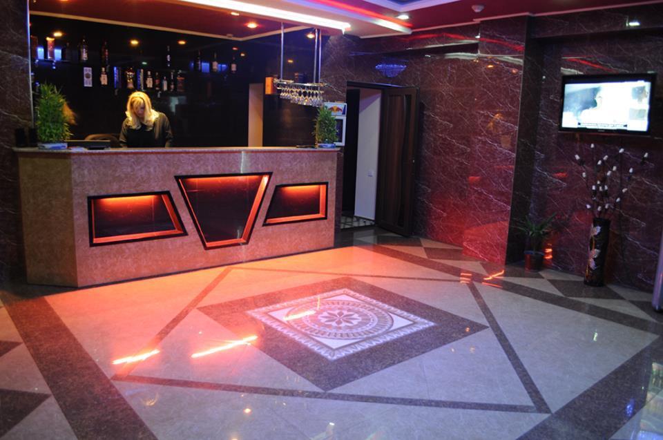 Hotel Apollon Erivan Dış mekan fotoğraf