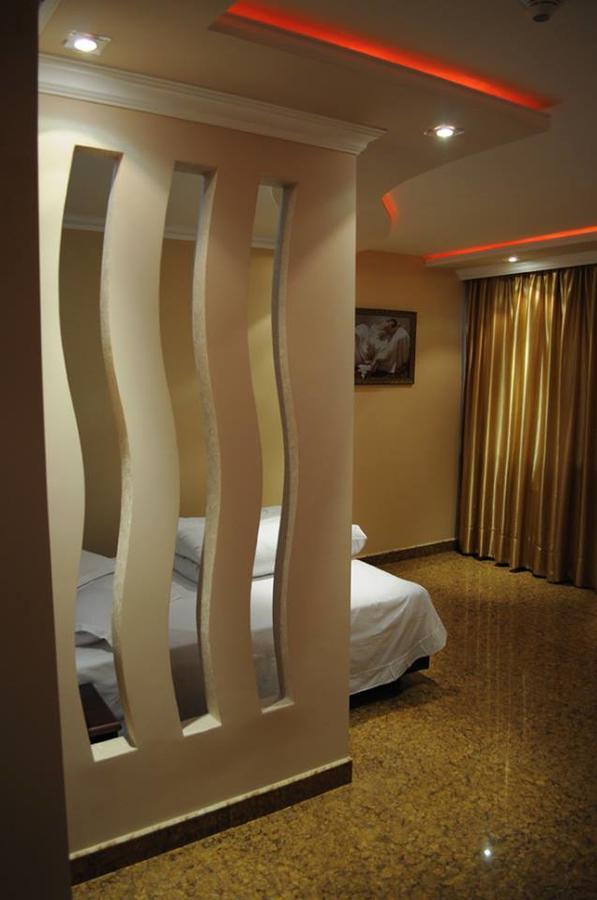 Hotel Apollon Erivan Dış mekan fotoğraf